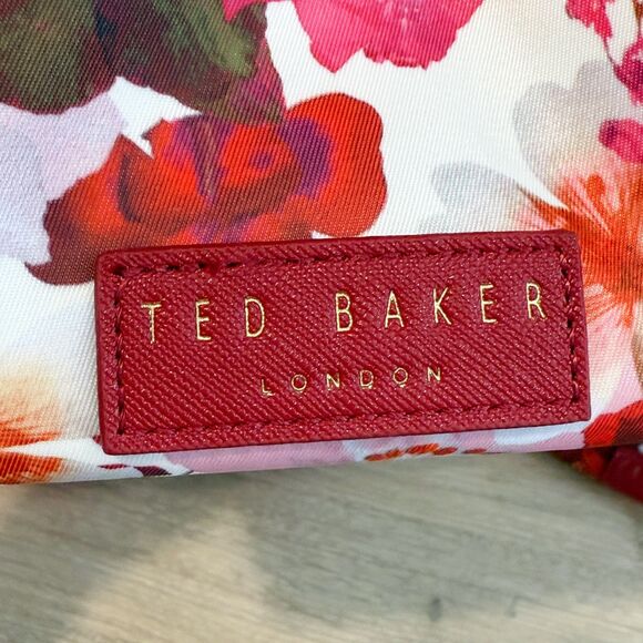 NWT Ted Baker London 4 Four Piece Travel Toiletry Cosmetic Case Set Red Floral - Picture 8 of 10